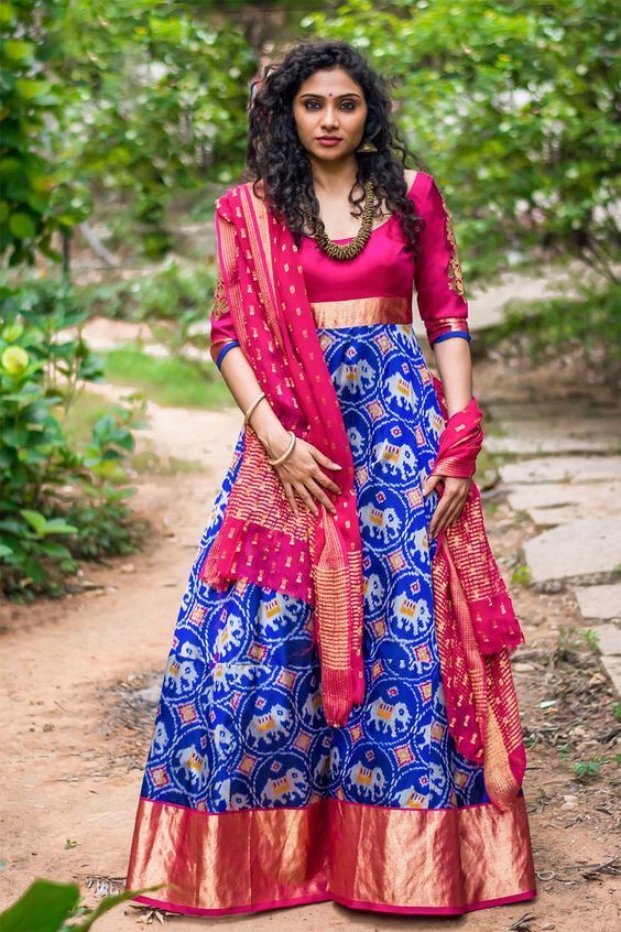 #Trending: Ikat Lehengas For The Mehendi! | WedMeGood Pochampally Dress Designs, Pochampally Dress, Sewing Skirts Women, Designer Blouses Online, Ikkat Dresses, Half Saree Lehenga, Lehenga Style, Half Saree Designs, Long Gown Dress