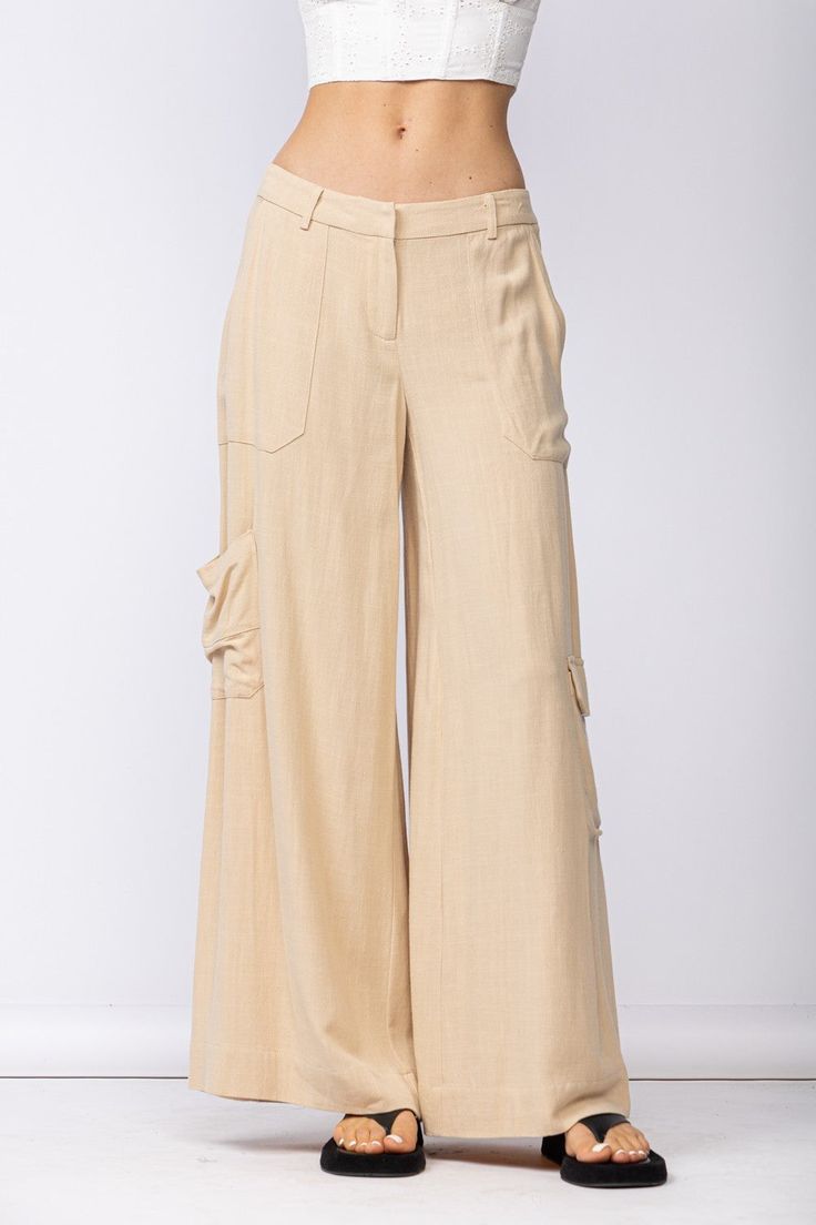 Wide-Leg Linen Cargo Pants Summer Wide-leg Parachute Pants With Pockets, Beige Parachute Pants With Pockets For Summer, Beige Linen Cargo Bottoms, Spring Wide Leg Parachute Pants With Side Pockets, Summer Wide-leg Bottoms With Side Pockets, Summer Wide Leg Ankle-length Pants With Pockets, Summer Wide Leg Parachute Pants With Pockets, Beige Bottoms With Patch Pockets For Summer, Wide Leg Bottoms With Side Pockets For Summer