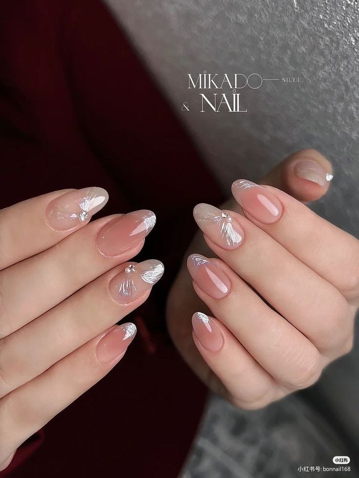 Nail Art Designs Korean Style, Simple But Elegant Nail Designs, Japanese Gel Nail Designs Simple, Nail Art Simple Elegant Classy, Nailart Simple Elegant, Korea Nails Design, Korea Nails, Korea Nail Art, Elegant Touch Nails