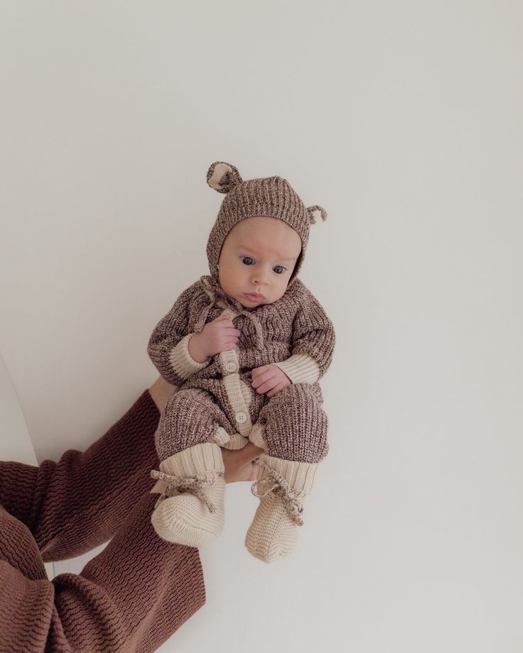 We are so ready for fall over here 🤎🍂 📷 | @amytayylor . . #baby #newborn #babyphotography #newbornphotography #babyknits #babyknitwear #babyknitromper #babyromper #babyoutfit #cominghomeoutfit #newparents #newmom #expecting #pregnant #momtobe #momlife #mom #momblogger #momblog #momsofinstagram #mombloggers #babyboutique #ziggylou #bravelittlelamb Zoo Babies, Knit Romper, Baby Knitwear, Dummy Clips, Swaddle Wrap, Knitted Romper, Coming Home Outfit, Natural Baby, Keepsake Box