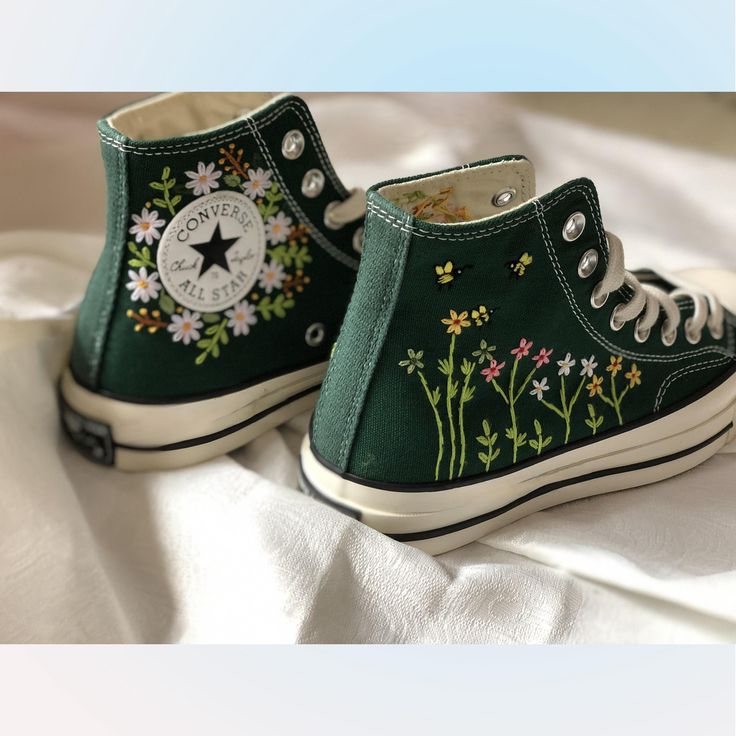 "🛫Shipping: - Processing time: 7-10 days. - Shipping time: 10-12 days depending on location. - International shipping available." Embroidered Shoes Converse, Embroidery Converse, Cute Converse Shoes, Embroidery Unique, Baskets Converse, Embroidered Converse, Cute Converse, Converse Custom, Wedding Converse