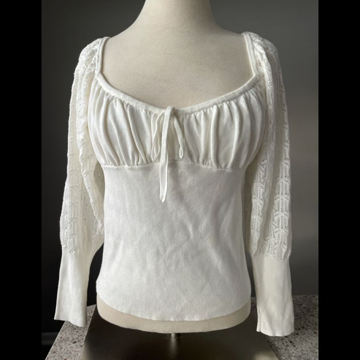 Long Sleeves Ivory Leith From Nordstrom Size Large Front Tie Knit Sleeves Elegant White Knitted Top, White Feminine Knit Top For Fall, Feminine White Knit Top For Fall, Fitted White Soft Knit Top, Fitted Off White Knit Top, Fitted White Knit Blouse, White Fitted Feminine Sweater, Elegant Cream Knit Top, Elegant Cream Knitted Top