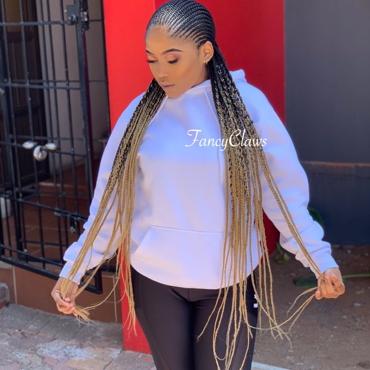 Ombre Cornrows, Ghanaian Braids, Cornrows Braids For Black Women, Feed In Braids Hairstyles, Braids Styles, African Hair Braiding Styles, Blonde Braids, Braided Cornrow Hairstyles, Braids Hairstyles Pictures