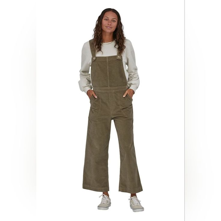 Nwt Patagonia Women's Stand Up Cropped Corduroy Overalls Organic Cotton Size 10 I Got A Size 6 And 8 In The Nest Brown Color (Size 6 Nest Brown Is Also Listed On My Page), And Decided To Keep The 8. I Thought I Could Make The 10 In Sage Khaki Work, But It's Just A Bit Too Oversized. Color: Sage Khaki No Odors Or Stains, Brand New *Shirt And Bag Not Included* Patagonia Overalls, Soft Overalls, Overalls Casual, Wetsuit Men, Skater Shoes, Corduroy Overalls, Patagonia Pants, Womens Wetsuit, Overalls Women