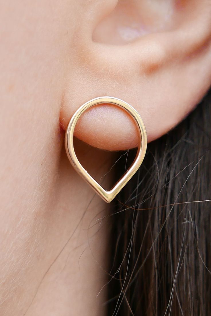 Minimalist gold earrings ♡    #14K  #14Kgold  #gold  #goldjewelry  #daintyearrings  #goldearrings  #minimalist  #minimalistjewelry  #minimalistearrings Minimalist Rose Gold Teardrop Earrings, Minimalist Yellow Gold Hypoallergenic Teardrop Earrings, Minimalist Hypoallergenic Yellow Gold Teardrop Earrings, Minimalist Teardrop 14k Gold Earrings, Minimalist Gold Hypoallergenic Teardrop Earrings, Minimalist 14k Yellow Gold Teardrop Earrings, Minimalist Hypoallergenic Gold Teardrop Earrings, 14k Gold Filled Teardrop Earrings, Gold Minimalist Teardrop Earrings