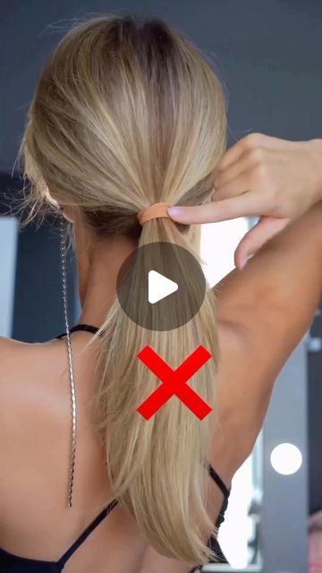 Easy Bun Hairstyles For Long Hair, Kadeřnické Trendy, Hair Upstyles, Easy Hair Updos, Hairdos For Short Hair, Long Hair Updo, Hair Tutorials For Medium Hair, Hair Up Styles, Hair Ponytail Styles