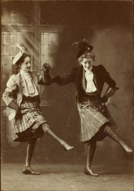 vintage everyday: Traditional Scottish Dance – Amazing Vintage Photos Show the Highlands Dancing Highland Dance, Digital Gallery, Collage Art Projects, Irish History, Irish Dance, New York Public Library, Historical Maps, Just Dance, Historical Fashion