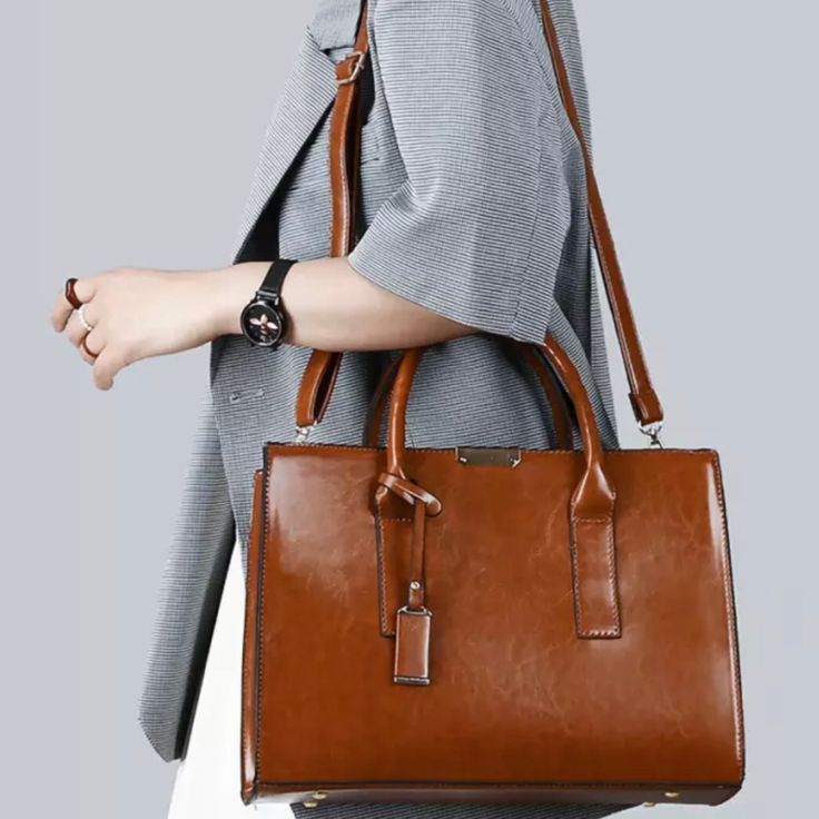 Fast Shipping Guaranteed Quality Brand New Color: Brown Material: Pu Leather Dimensions: W: 34 Cm, L: 25cm, H: 13 Cm Weight: 0.78kg Type: Shoulder Bag, Crossbody, Portable Handbag 3 Pieces Set: Come With 2 Wallets And A Large Bag Large Brown Chic Satchel, Chic Large Brown Satchel, Elegant Large Size Satchel For Shopping, Elegant Large Shoulder Bag, Large Tote Bag, Large Bag, Large Tote, 3 Piece, New Color