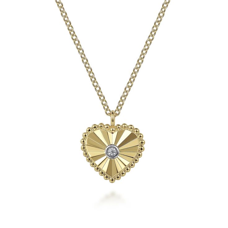 Luxury Classic Heart Cut Necklace, Luxury Gold Heart Cut Necklaces, 14k Yellow Gold Necklace, Heart Necklace Diamond, Yellow Heart, Heart Pendant Diamond, Necklace Sizes, Diamond Heart, Heart Pendant Necklace