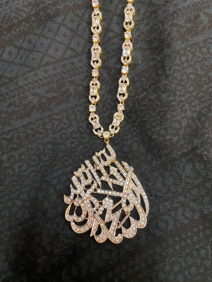 Gold-plated chain. Handmade in Pakistan. Luxury Gold-plated Silver Necklace, Luxury Chain Necklace For Anniversary, Luxury Silver Chain Metal Jewelry, Luxury Metal Jewelry With Silver Chain, White Gold Necklace With Gold Chain In Sterling Silver, Anniversary Diamond Chain Necklace With Gold Chain, Gold Box Chain Necklace For Wedding, Luxury Gold Chain Necklace For Anniversary, Luxury Gold Custom Necklace With Adjustable Chain