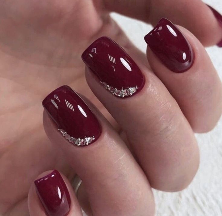 Red Gel Nails, Kutek Disney, Her Nails, Pretty Nail Art Designs, Red Nail Designs, Burgundy Nails, Red Nail, Short Acrylic Nails Designs, Gel Nail Designs