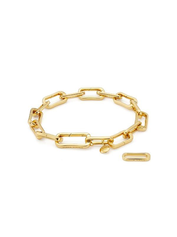 Monica Vinader Alta Capture Charm Bracelet | Farfetch.com Monica Vinader Bracelet, Charm Bracelet Gold, Engraved Pendant, Gold Charm Bracelet, Monica Vinader, Bracelet Gold, Bracelet Designs, Gold Vermeil, Chain Link