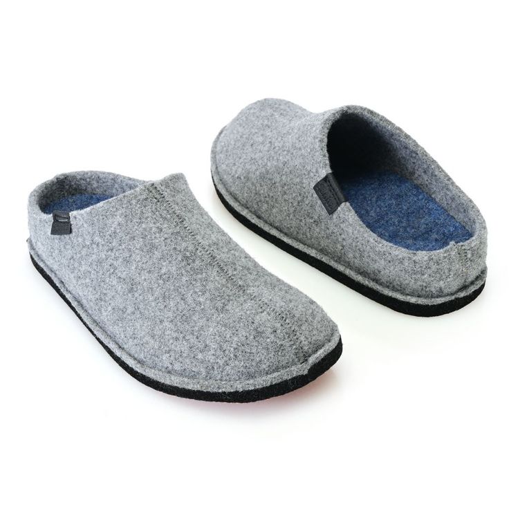 Sanita isn't just for workwear clogs! Our Faroe indoor house slipper combines the best in all-day comfort with Danish minimalist design. Whether your lounging or working at home, these slippers will keep you comfy and supported. Comfortable Slip-on Slippers With Rubber Sole, Comfy Gray Slippers For Indoor Use, Comfy Gray Indoor Slippers, Gray Textured Indoor Slippers, Comfortable Closed Toe Slip-ons With Textured Footbed, Comfortable Indoor Slippers With Cushioned Footbed, Comfortable Cushioned Indoor Slippers, Flat Indoor Slippers With Rubber Sole, Gray Non-slip Closed Toe Slippers