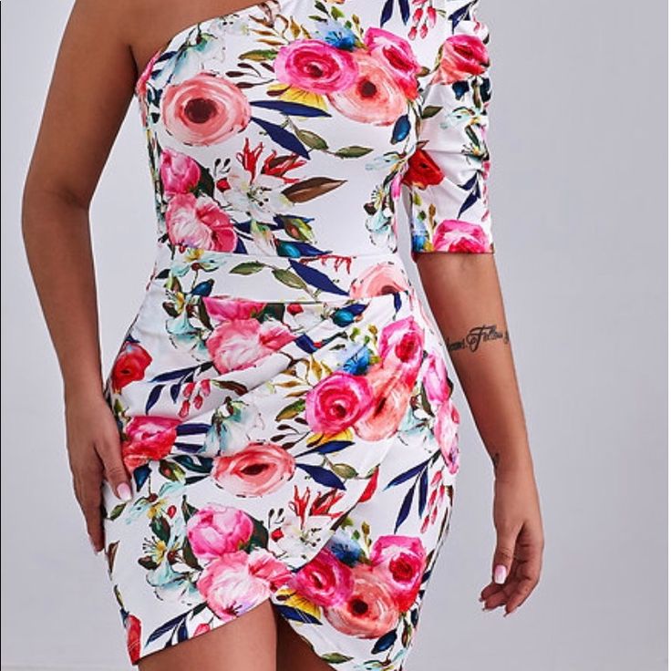 Brand New Floral Dress! Chic Floral Printed Dress For Party, Chic Mini Dress With Floral Print And Asymmetrical Neckline, Summer One Shoulder Feminine Bodycon Dress, Feminine One-shoulder Summer Bodycon Dress, Feminine One Shoulder Bodycon Summer Dress, Fitted Off-shoulder Floral Dress, Floral Print Bodycon Party Dress, Party Bodycon Floral Print Dress, Spring Floral Printed Dress For Party