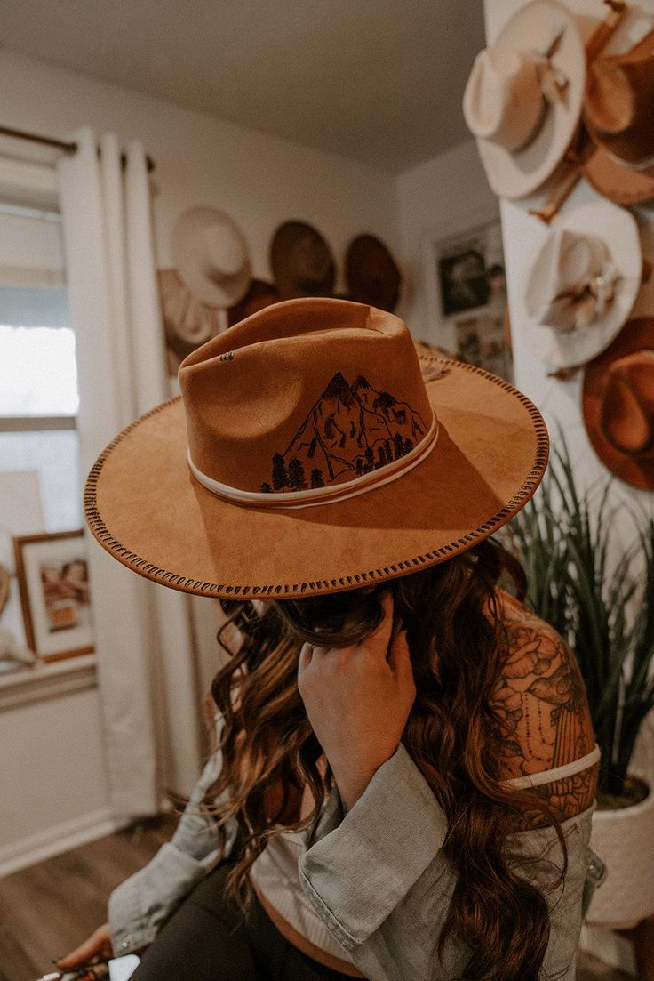 Untamed Designs for Wild Hearts  Custom, one of a kind wide brim hat designs with a boho/western flare! Western Wide Brim Hat, Wide Brim Fedora Women, Burnt Hats, Burned Hats, Hand Burn, Painted Hats, Boho Hat, Wide Brim Fedora, Western Hats