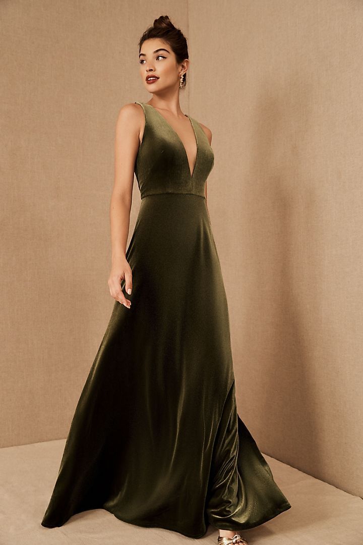 Green Velvet Maxi Dress, Green Dress Accessories, Embroidered Dress Formal, Glacier Wedding, Velvet Maxi Dress, Velvet Clothes, Velvet Maxi, Velvet Gown, Jenny Yoo