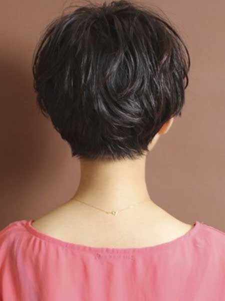 Short hair back: Cute Short Haircuts, Layered Bob, Short Pixie Haircuts, Cute Hairstyles For Short Hair, Haircut For Thick Hair, Short Haircut, Bob Haircuts, Back View, Blonde Color