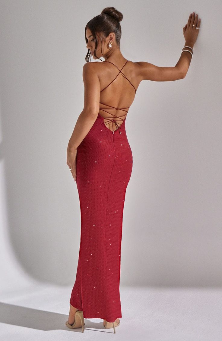 Make it a night to remember in Tatum, a sparkling maxi made from rhinestone mesh fabric that hugs every curve for the silhouette of dreams. Featuring a thigh high split and showstopping low v back with tie detail, wear yours with glowing make up and a drink in hand. 



Colour: Red.

Premium rhinestone mesh fabric.

Super low v back.

Tie detail back.

Hugs your body.

Straight neckline.

Thigh high split.

Maxi length.

Model is an XS and is wearing an XS.

 Size: XS, S, M, L, XL, XXL Homecoming Dresses Corset, Pink Monochrome, White Dress Spring, Midi Dress Wedding Guest, Long Sleeve Homecoming Dresses, Homecoming Dresses Long, Red Maxi, Maxi Dress Sale, A Night To Remember