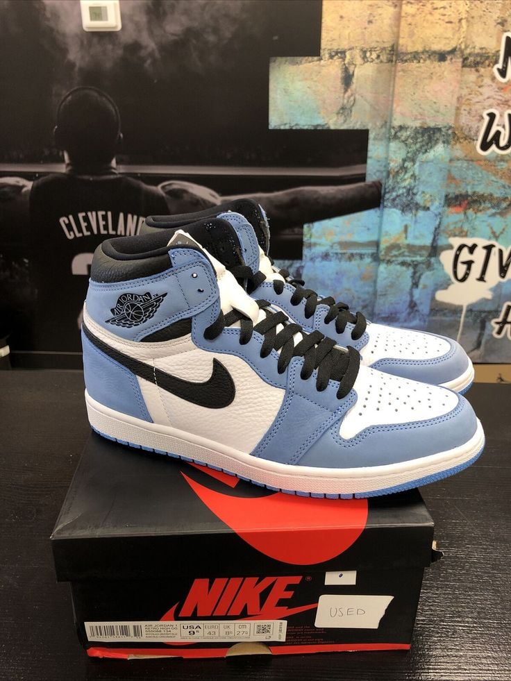 Elevate your sneaker game with this pair of Jordan 1 Retro High OG University Blue. Designed with the iconic Jordan silhouette, this pre-owned sneaker boasts a high-top shoe shaft style and a stunning blue colorway that's perfect for any athletic outfit. It's made with premium quality materials, ensuring durability and comfort with every step you take. This Air Jordan 1 is a must-have for any sneakerhead out there. With a style code of 555088-134 and a release year of 2021, it's guaranteed to catch attention wherever you go. Whether you're hitting the gym or strolling around the city, this pair of athletic shoes will definitely make a statement. So why wait? Grab this sneaker now and step up your shoe game today! Used Jordan 1 Og all. Athletic Outfit, Sneaker Posters, Sneakers Box, High Top Shoe, Sneaker Lovers, Sneaker Games, University Blue, Hot Shoes, Athletic Outfits