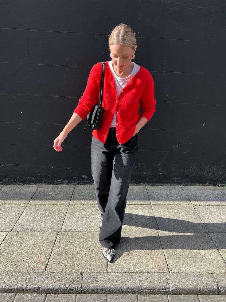 Shop Gaspard Cardigan and other curated products on LTK, the easiest way to shop everything from your favorite creators. Gaspard Cardigan, Cardigan Outfit Aesthetic, Red Top Outfit, Winter Inspo Outfits, Outfit Cardigan, London Outfit, Fashion Influencer, City Outfits, Effortlessly Chic Outfits