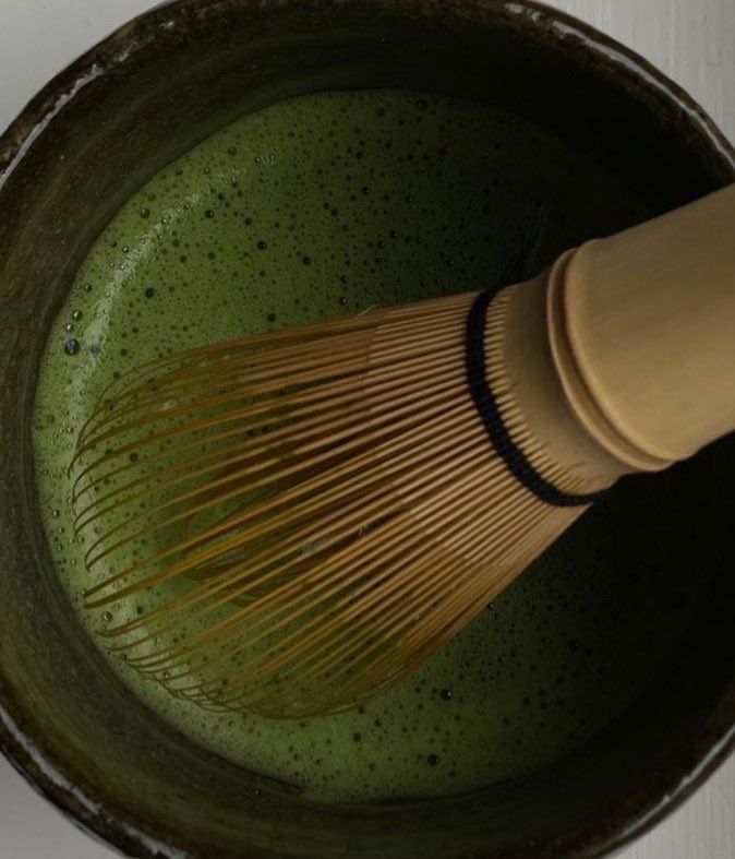 Discover the health benefits of matcha tea! Learn how it can help boost your energy, metabolism, focus, immunity, and reduce stress. #matchatea #healthbenefits #naturalwellbeing Matcha Tea Benefits, Mint Green Aesthetic, Matcha Drink, Tea Benefits, Matcha Tea, Green Juice, Matcha Latte, Matcha Green Tea, Frappe