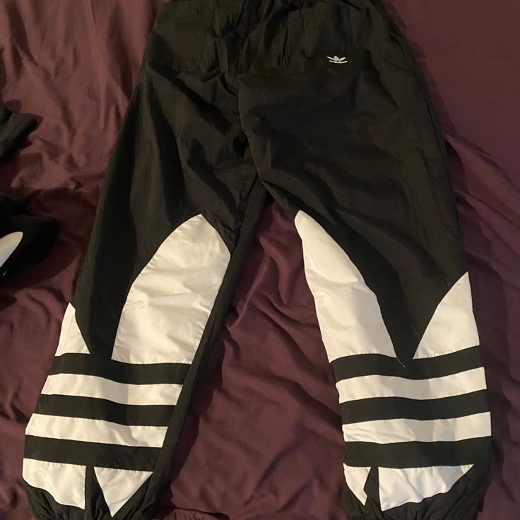 Nwt Adidas Xl Adidas Trousers For Streetwear, Adidas Sporty Parachute Pants For Streetwear, Adidas Black Sporty Pants, Adidas Black Bottoms For Streetwear, Adidas Black Pants For Streetwear, Adidas Black Pants With Pockets, Mens Athletic Pants, Track Pants Mens, Pants Adidas