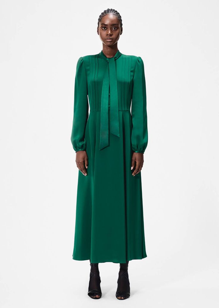 Image of model wearing the Alison Dress in Silk Crepe in Pine by Adam Lippes Adam Lippes, Elegance Style, Silk Charmeuse, Sweaters Knitwear, Silk Crepe, Pin Tucks, 2024 Collection, Fall 2024, Elegant Dress