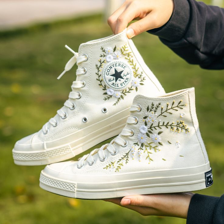 Custom Embroidered Wedding Sneaker, White Flowers Embroidered Converse for Bride, Embroidered Wedding Reception Shoes, Wedding Gifts Wedding Reception Sneakers, Embroidered Sneakers For Wedding, Wedding Low-top Sneakers With Floral Embroidery, Spring Wedding Embroidered Sneakers, White Embroidered Closed Toe Wedding Shoes, Embroidered Round Toe Wedding Shoes, White Lace-up Sneakers With Appliques, Spring Wedding High-top Sneakers, Spring Wedding Sneakers With Round Toe