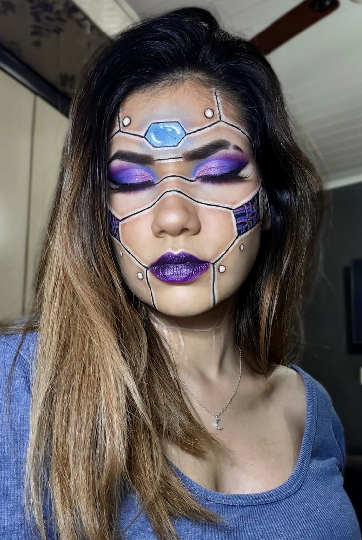 Matrix Makeup Ideas, Robot Costume Makeup, Cyberpunk Face Paint, Robot Makeup Look Simple, Robot Halloween Makeup, Robot Makeup Halloween, Robot Makeup Cyborgs, Robotic Makeup, Soundwave Cosplay