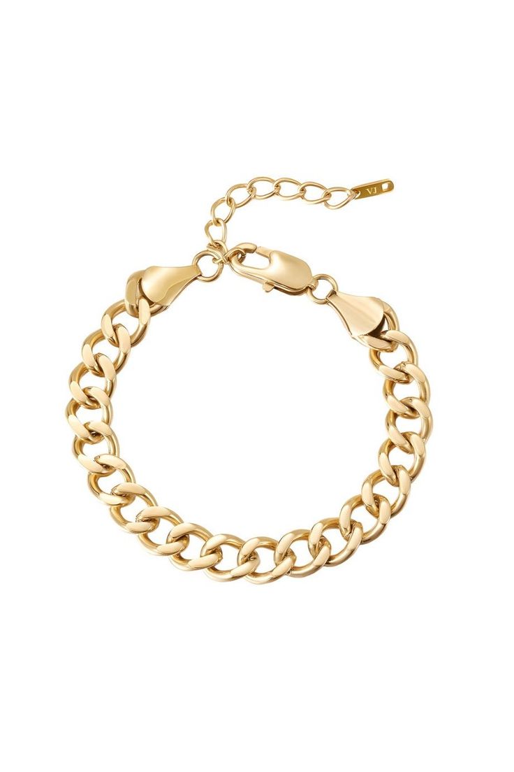 This classic link chain bracelet is 18K gold plated on durable stainless steel. An elegant and timeless option, the link chain bracelet is perfect for everyday wear. Classic Cuban Link Chain Bracelet For Everyday, Everyday Cuban Link Chain Bracelet With Solid Links, Elegant Cuban Link Chain Bracelet, Elegant Cuban Link Chain Bracelet With Solid Links, Elegant Cuban Link Chain Bracelet With Solid Construction, Everyday Gold-plated Cuban Link Bracelet, Everyday Gold Plated Cuban Link Bracelet, Classic Cuban Link Bracelet, Tarnish Resistant, Luxury Everyday Chain Link Bracelet