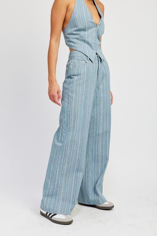 Part of our striped denim set. Denim mid rise wide leg pants. Wear with our matching Denim Top Recommended sizing 2-4 S, 6 M, 8-10 L MODEL WEARS SIZE SMALLMODEL'S HEIGHT 5'9 Fabric Contents: 100% COTTON Stripes Pants, Denim Set, Striped Denim, Pants Denim, Pin Stripe, Sweater Collection, Vegan Fashion, Friend Outfits, Pantalon Large