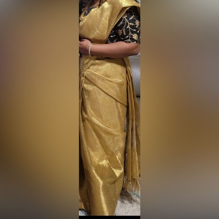 Full Silver Saree With Blouse And Shiny Skirt First Picture To Just Show Look In Gold Color The Silver Saree For Sale But I Modeled The Gold Saree Silver Saree, Gold Saree, Show Look, Shiny Skirts, Saree With Blouse, The Gold, One Pic, Gold Color, Saree