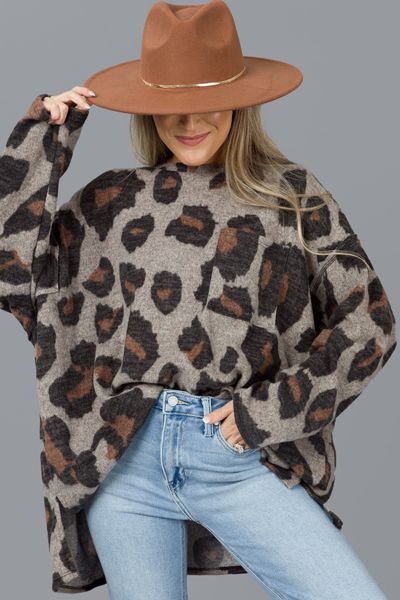 Casual Long Sleeve Leopard Print Sweater, Casual Leopard Print Long Sleeve Sweater, Oversized Leopard Print Tops With Long Sleeves, Oversized Casual Leopard Print Sweater, Leopard Print Tops With Relaxed Fit For Fall, Leopard Print Top With Relaxed Fit For Fall, Leopard Print Relaxed Fit Top For Fall, Casual Leopard Print Sweater, Custom Dress