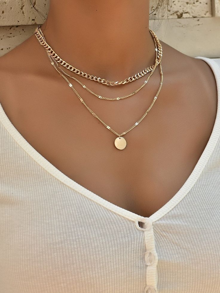 Color: Yellow Gold Gender: Women Details: Round Style: Fashionable Material: Iron Layered Chain Necklace, Classy Jewelry, Trendy Necklaces, Girly Jewelry, Layered Necklace, Dream Jewelry, Stylish Jewelry, Trendy Jewelry, Cute Jewelry