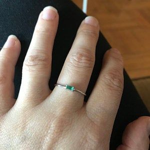 Anillo Esmeralda / 14k Oro Solo Esmeralda 0.08ctw Anillo de | Etsy Dainty Emerald Ring With Diamond, Minimalist Emerald Diamond Ring For May Birthstone, Emerald Ring With Single Diamond Gift, May Birthstone Diamond Ring In White Gold, Minimalist Diamond Ring With Prong Setting For May Birthstone, Dainty Emerald Cut Birthstone Ring For Formal Occasions, Fine Jewelry Birthstone Ring With Single Diamond Gift, May Birthstone Ring With Single Diamond For Gift, Gift Stackable Emerald And Diamond Ring