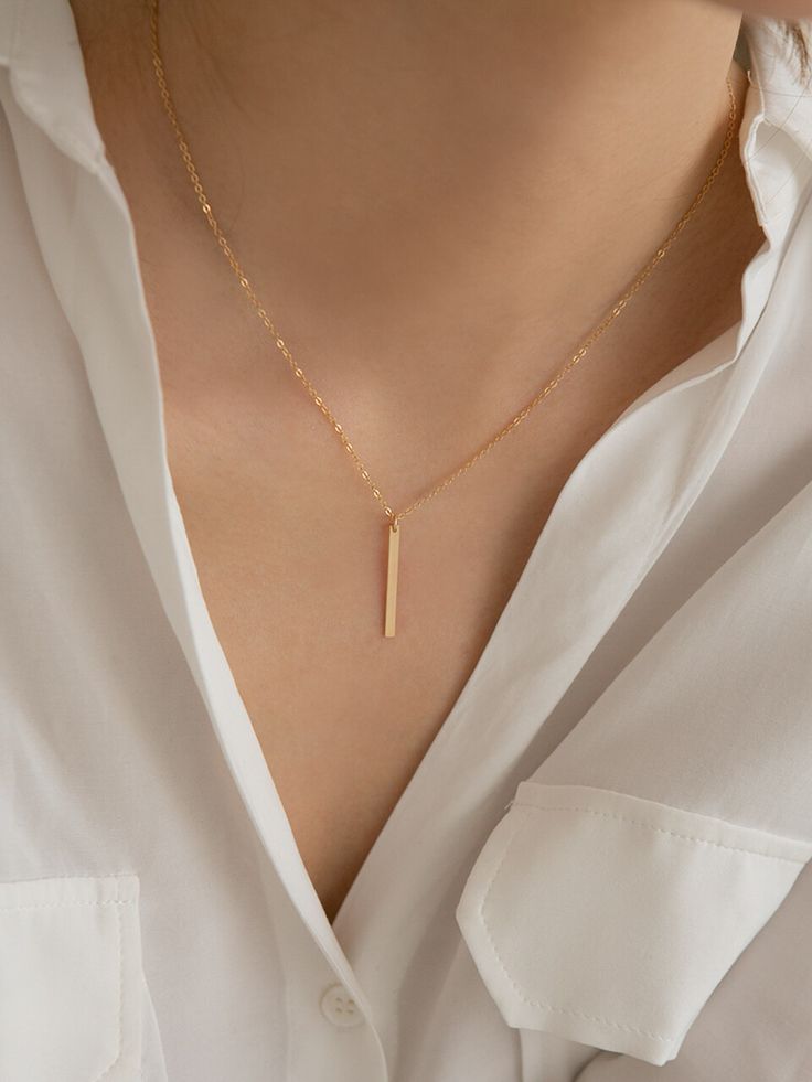 Editor's NotesJewelry collection from LUNNE will flatter any look gracefully.- Bar shaped pendant necklace- Delicate cable chain- High shine flat texture- Elevated essential- High quality for everyday useMeasurement (in.)- Mini Bar Length: 1 in./ 1.5 in- Chain length: 15.5 in/ 17.7 in./ 19.7 inchComposition & Care- 14K Gold filled- Avoid direct heat and moisture- Wipe with a dry clothDesigner- by LUNNE Minimalist Necklace With Rectangular Pendant On Cable Chain, Modern Bar Necklace For Everyday Wear, Minimalist Bar Necklace With Adjustable Chain For Everyday, Minimalist Everyday Bar Necklace, Everyday Minimalist Bar Necklace, Modern Bar Necklace With Adjustable Chain, Minimalist Bar Necklace With Cable Chain For Everyday, Modern Everyday Bar Necklace With Adjustable Chain, Minimalist Chain Necklace With Rectangular Pendant