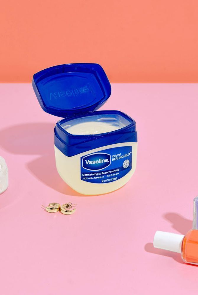 We share 27 Vaseline uses for your daily skincare, haircare, and beauty routine. You may just want to keep a container with you at all times. #beauty #beautyhacks #beautytipsandtricks #vaseline Ways To Use Vaseline, Vaseline For Face, Vaseline Uses, Vaseline Petroleum Jelly, Dark Spots On Skin, Baby Soft Skin, Petroleum Jelly, Unwanted Hair Removal, Dermatologist Recommended