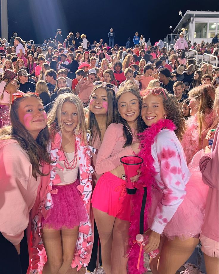 Barbie Football Theme Outfit, Pink Out For Football Game, Pink Out Fnl Outfit, Pink Out Day Outfits, Barbie Football Game Theme, Pink Out Ideas For Football Games, Pink Out Theme Outfit, Barbie Hoco Week, Pink Spirit Week Outfits