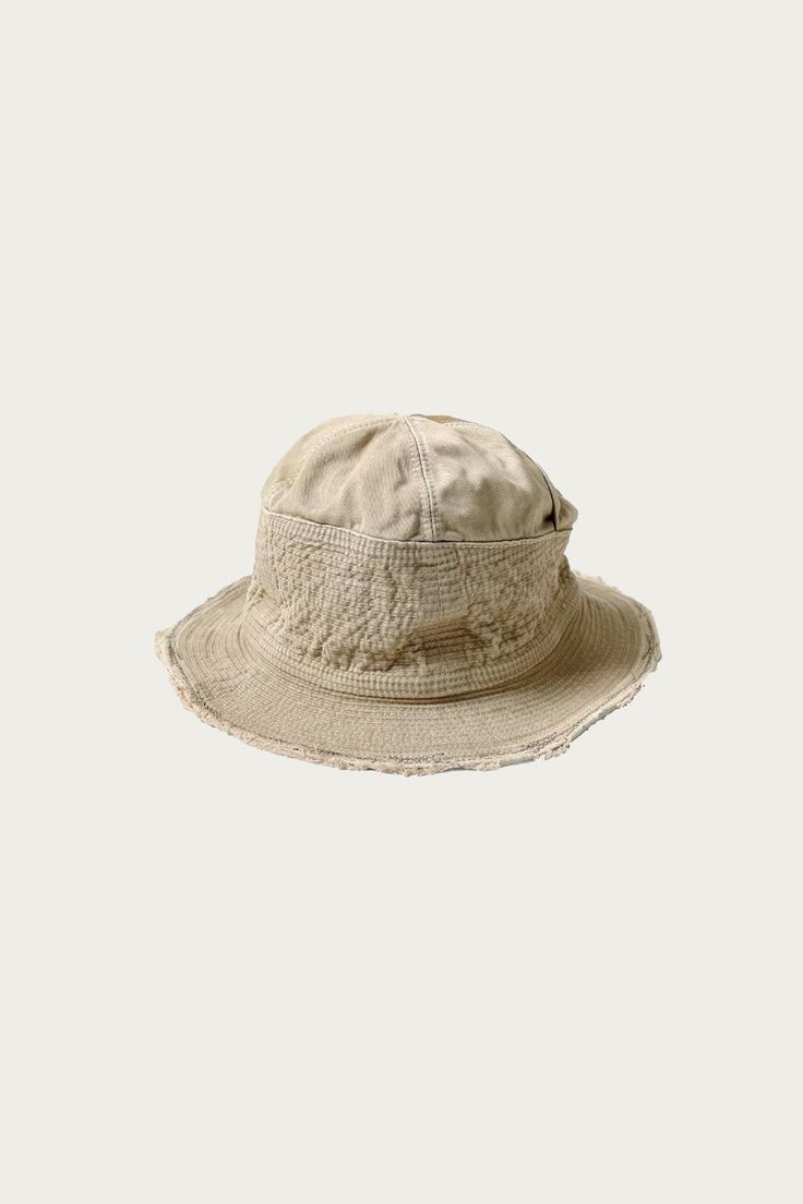 Kapital - Chino THE OLD MAN AND THE SEA HAT (CRASH REMAKE) - Beige - Canoe Club Vintage Khaki Hat With Short Brim, Khaki Cotton Sun Hat With Curved Brim, Vintage Khaki Brimmed Hat, Vintage Brimmed Khaki Hat, Khaki Cotton Wide Brim Bucket Hat, Khaki Cotton Wide Brim Hat, Khaki Wide Brim Cotton Hat, Khaki Cotton Bucket Hat With Curved Brim, Khaki Cotton Bucket Hat With Short Brim