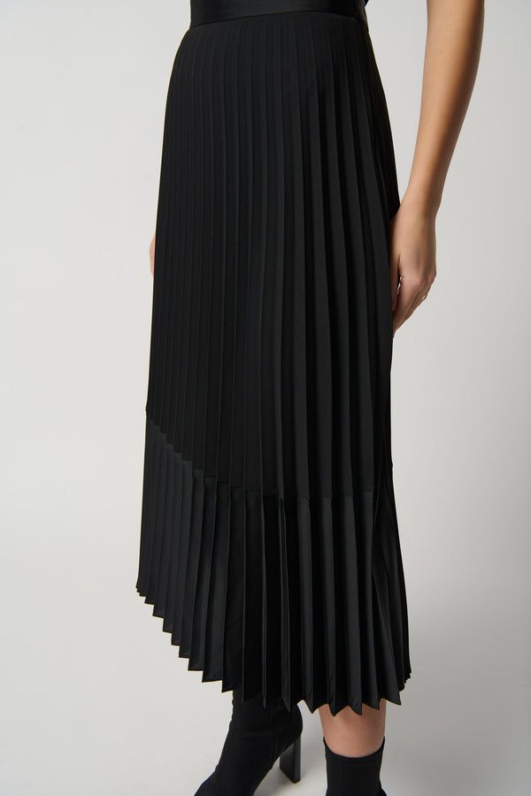 Pleated Fabric, Joseph Ribkoff, Winter 2023, Skirt Black, A Line Skirt, Casual Outfit, Satin Fabric, Skirt Fashion, Evening Wear