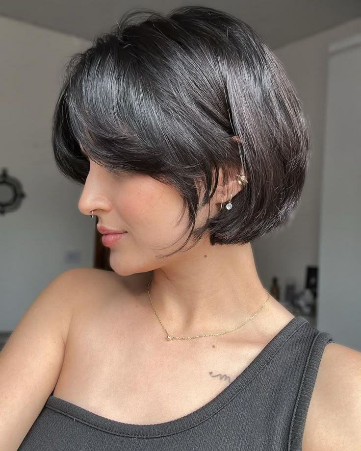 Really Short Hair, Hair Inspiration Short, Shot Hair Styles, Short Bob Haircuts, 짧은 머리, Haircuts For Fine Hair, Short Hair Haircuts, Short Hair With Layers, Short Bob Hairstyles