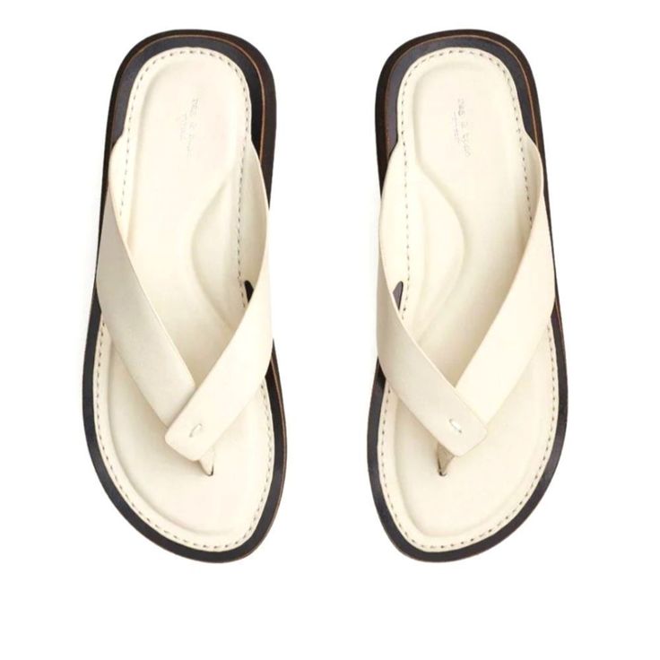 New W/Box Specs In The Photos Classic White Sandals For Vacation, Classic Toe Loop Flip Flops For Summer, Summer High Heels Sandals, White Slides Sandals, Dad Sandals, Woven Leather Sandals, Block Sandals, Bone Shoes, White Sandals Heels