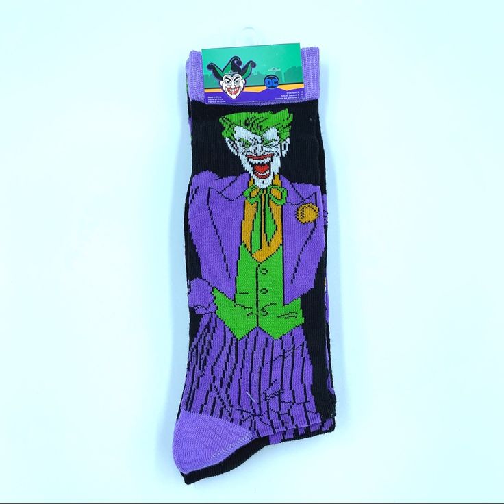 New Men’s Dc Comics Batman The Joker Crew Socks Brand New In Packaging Size: Men’s 6 - 12 Brand: Dc Comics 2 Pairs In Package Main Color(S): Black, Purple, And Green Purple Cotton Socks For Winter, Purple Cotton Winter Socks, Fun Black Cotton Socks, Purple And Green, The Joker, Casual Socks, New Man, Main Colors, Crew Socks