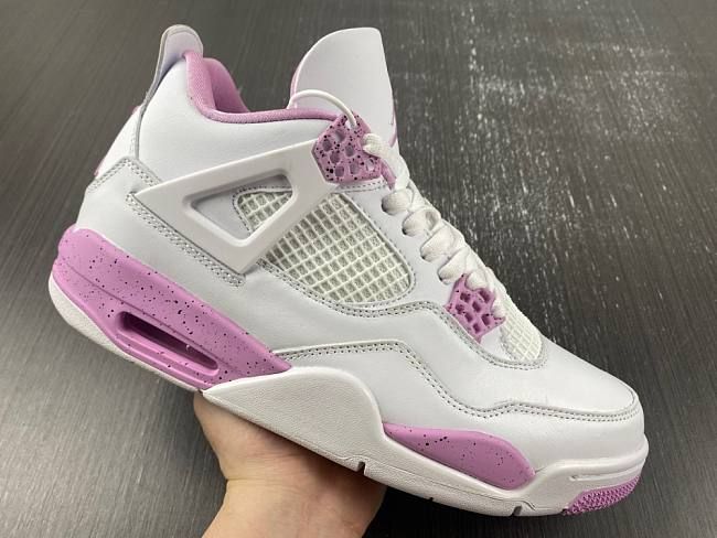 Pink Oreos, Pink Jordans, Boty Nike, Jordan 4s, Preppy Shoes, Dr Shoes, Pretty Shoes Sneakers, Jordan Shoes Retro, All Nike Shoes