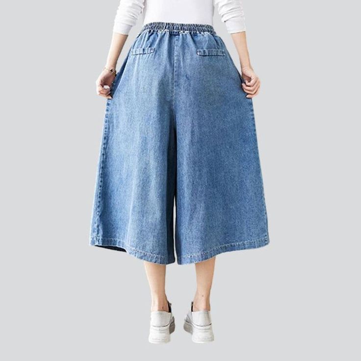 Take your laid-back trend to a whole new level with our 2023 Spring-Summer Collection of short culottes denim pants! These high-waisted. medium wash pants feature drawstrings closure for a unique and stylish look. Enjoy the perfect balance of comfort and trendy with these amazing culottes!Distinctive Features: Street vibe for a one-of-a-kind look Medium wash for a conventional chic look High-rise for a flattering fit Drawstring closure for added style and convenience Style and Comfort CombinedOu Wide-leg Cropped Denim Jeans With Pockets, Spring Baggy Medium Wash Cropped Jeans, Summer Wide Leg Jeans With Pockets, Baggy Summer Bottoms In Dark Wash, Baggy Dark Wash Summer Bottoms, Baggy Dark Wash Bottoms For Summer, Summer Baggy Medium Wash Cropped Jeans, Baggy Medium Wash Cropped Jeans For Summer, Summer Baggy Cropped Jeans In Denim Blue