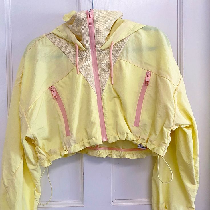 Brand New Super Cute Just To Small For Me!! Spring Athleisure Stretch Windbreaker, Fitted Nylon Windbreaker For Spring, Spring Cropped Nylon Top, Spring Stretch Athleisure Windbreaker, Cropped Nylon Tops For Spring, Trendy Spring Streetwear Windbreaker, Trendy Spring Windbreaker For Streetwear, Sporty Cropped Outerwear For Spring, Spring Cropped Athleisure Outerwear