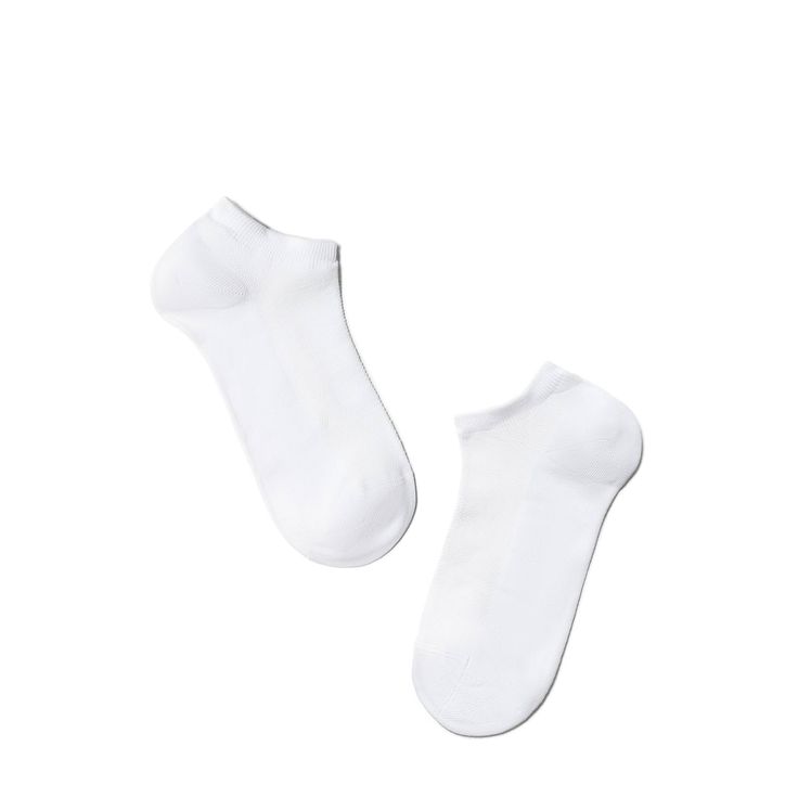 Short ACTIVE sports socks made of soft cotton with a "mesh" pattern are specially designed for active girls. Perfectly suitable for sports shoes. 66% Cotton, 32% Polyamide, 2% Elastane Lightweight Sporty No-show Socks, Sporty Comfortable Lightweight Socks, Sporty Lightweight Socks, Casual Lightweight Anti-odor Socks, Comfortable White Anti-odor Socks, Sporty Lightweight No-show Socks, Casual Stretch Socks For Running, Sporty No-show Lightweight Socks, Sporty No-show Comfortable Socks