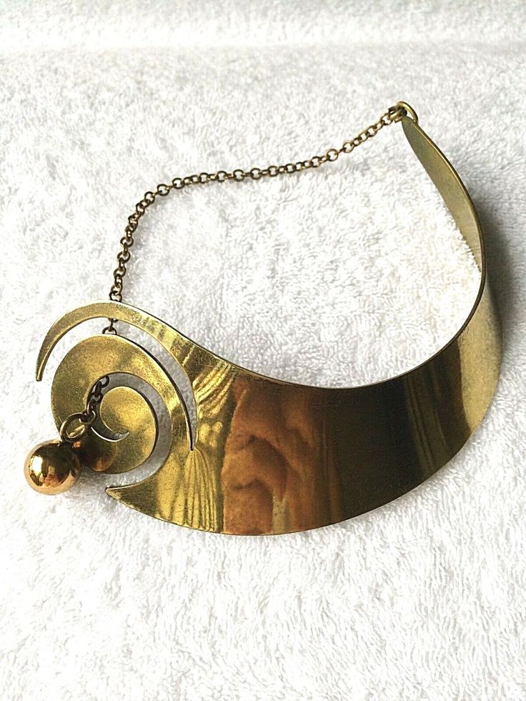 ART SMITH BRASS NECKLACE - EXCEPTIONALLY RARE MODERNIST MID CENTURY Click the link to purchase💰⬇️ #necklace #modernist #jewelry #vintage #spaceage #affiliate #ad Antique Jewelry With Polished Finish For Evening, Evening Antique Jewelry With Polished Finish, Gold Polished Brass Necklace, Modernist Gold Jewelry For Evening, Adjustable Metal Necklace With Polished Finish, Modern Gold-tone Jewelry For Evening, Mid-century Yellow Gold Formal Jewelry, Mid-century Polished Formal Jewelry, Brass Pendant Jewelry With Polished Finish