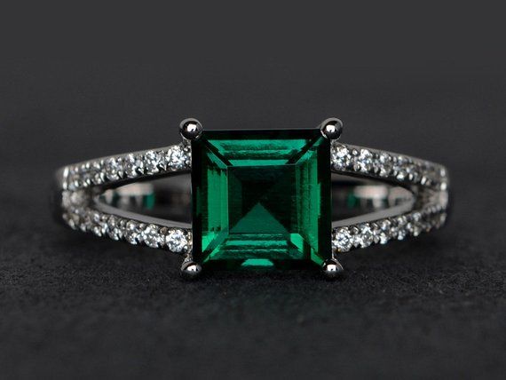 Welcome to my shop, you can find many beautiful gemstone jewelry here, and you also can ask for customized service. Main Stone: lab emerald, square cut 7X7mm, weight about 1.60 carats. Accent Stones: cz Metal: 925 sterling silver plated with rhodium. I also can provide metal options Green Engagement Ring, Green Engagement Rings, Rings Ruby, Argentium Silver Jewelry, Rings Emerald, Affirmation Jewelry, Smaragd Ring, Green Gemstone Ring, Ruby Rings