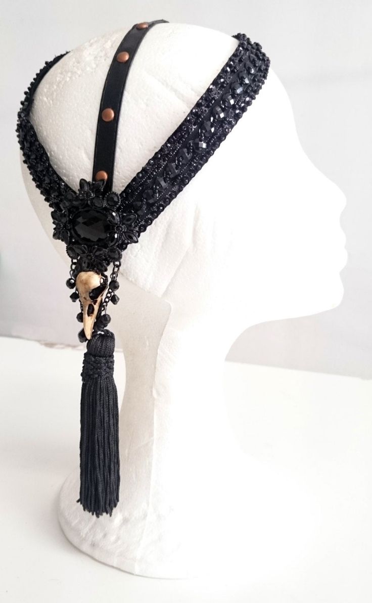 Elegant vintage witchy Black beaded headdress, resin raven skull and copper studs. Essential for your spells under the moonlight. Asymmetrical shaped, perfect for a side bun or any side hairstyle. - - - - - - - - - - - - - - We all have stories to tell. Some wonderful, some more difficult, stories that hurt, that make you stronger, stories that make you smile. They make us who we are, and we show ourselves beautiful to the world, with scars of all we have lived. You are strong and powerful, you' Steampunk Headpiece For Halloween Costume, Steampunk Headpiece For Halloween Cosplay, Steampunk Halloween Festival Headpiece, Gothic Adjustable Costume Accessories For Alternative Fashion, Adjustable Gothic Costume Accessories For Costume Party, Mystical Headpieces For Halloween Party, Gothic Costume Accessories For Costume Party, Mystical Halloween Party Headpieces, Black Structured Crown Headpiece For Festival